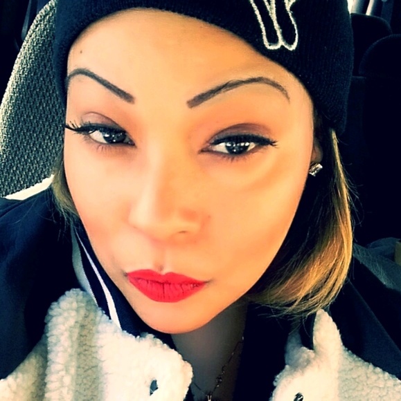 Meet your Posher, Lillian - Picture 1 of 1